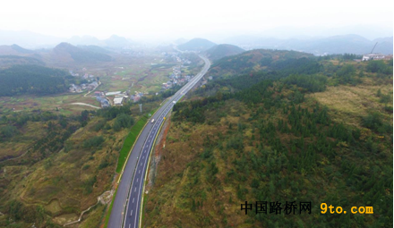 秀松高速公路预计年底通车 秀山1.5小时可到凤凰