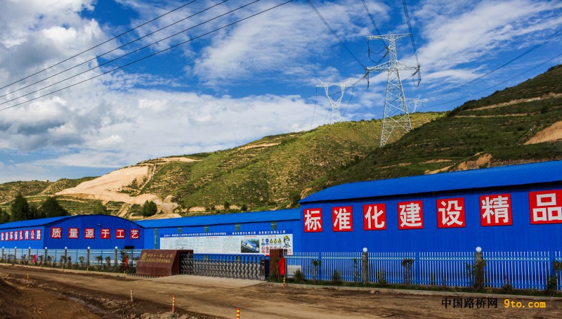 图4、小型构件预制场全景