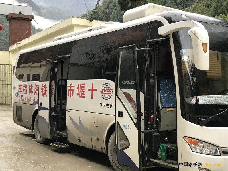 图4、功能齐全的体检车