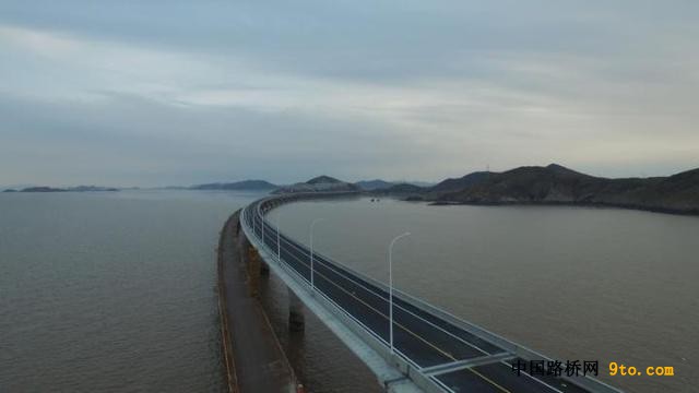 u=2413013990,2294064336&fm=173&app=49&f=JPEG