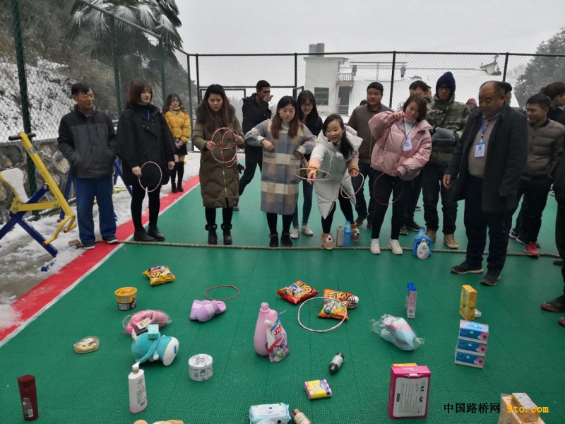 图1、趣味投壶