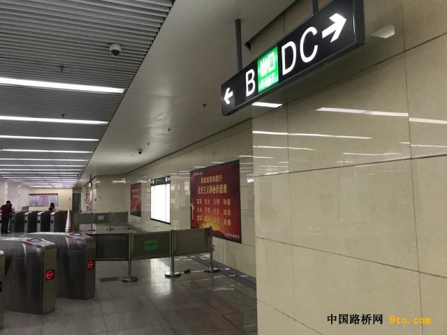 u=3562817664,1627078901&fm=173&app=49&f=JPEG