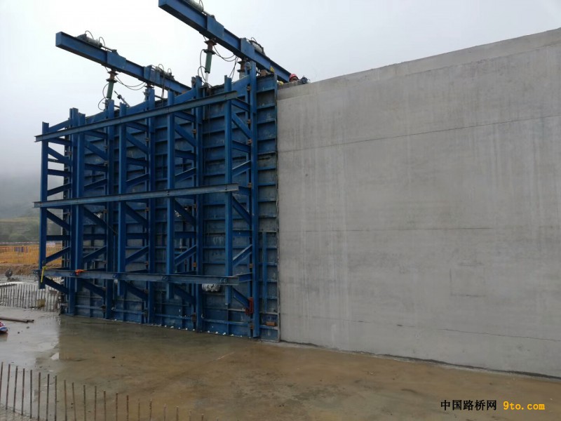 图3.施工后的墙体内实外美
