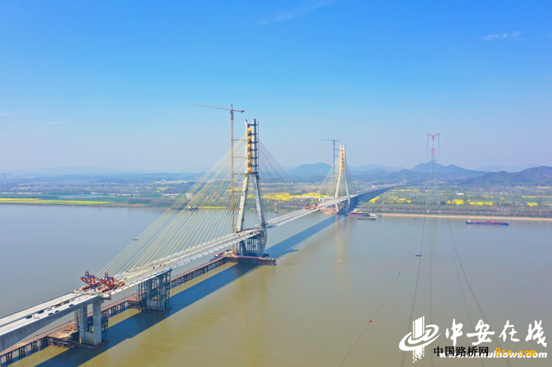 池州长江公路大桥已初显雄姿【组图】-中国网地产