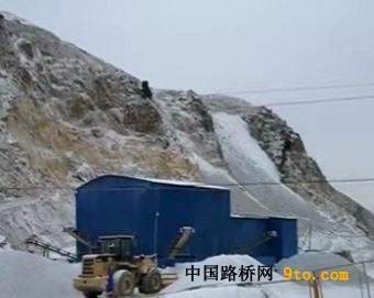 1、碎石场雪景66204e54face042e2bce0b0d4275e34