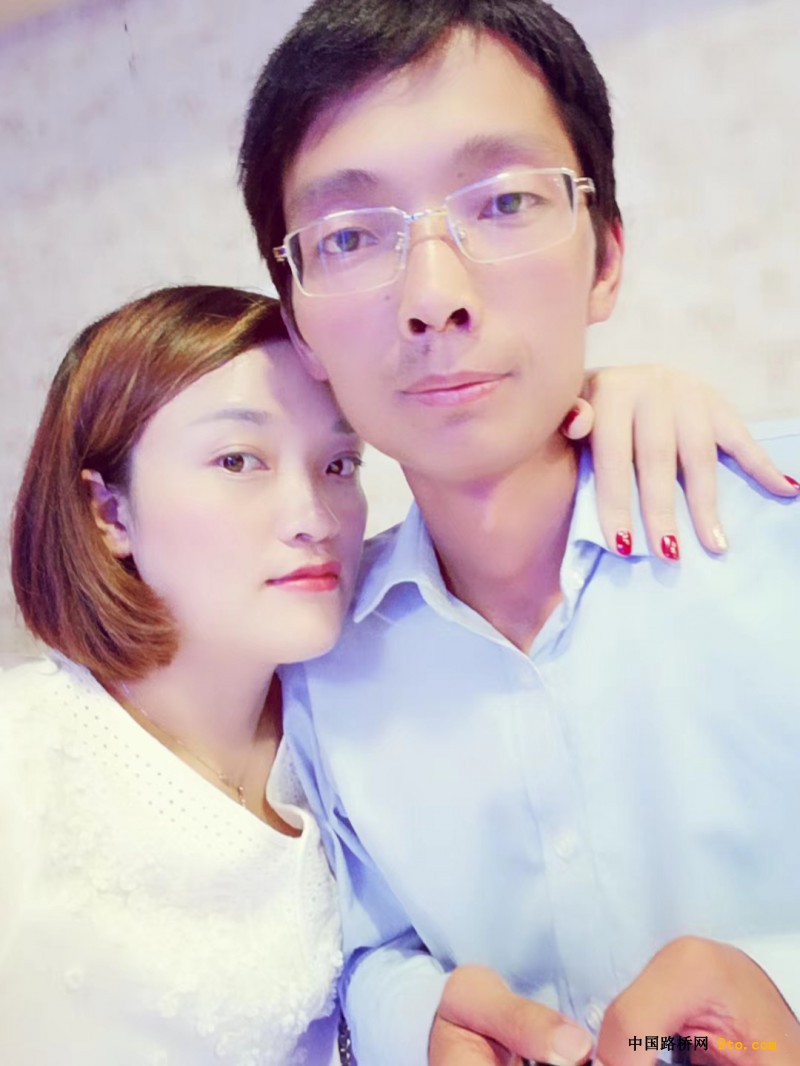 舒大秀和程力生活照